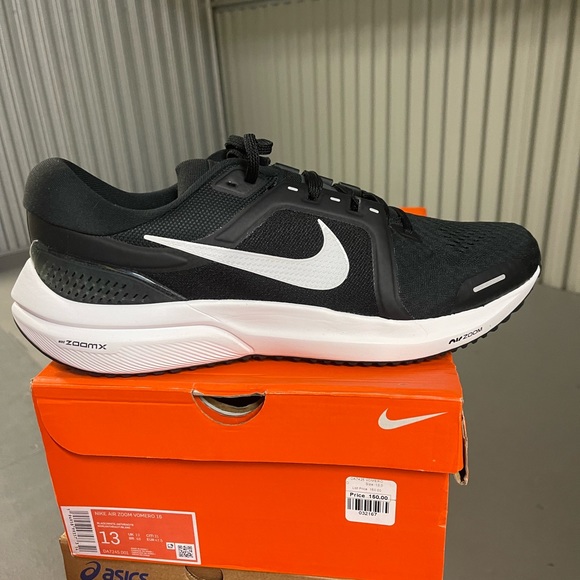 nike zoom vomero 6